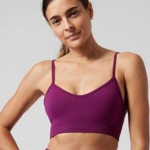 Ladies Athleta renew bra size M